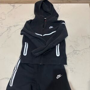 Boys Nike Tech Jacket and pants.